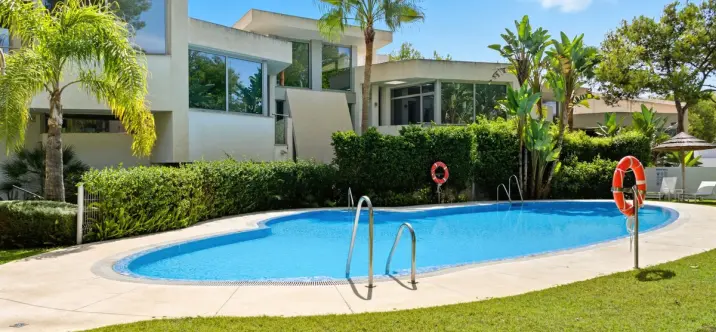 Venta de casa pareada en Sierra Blanca 4