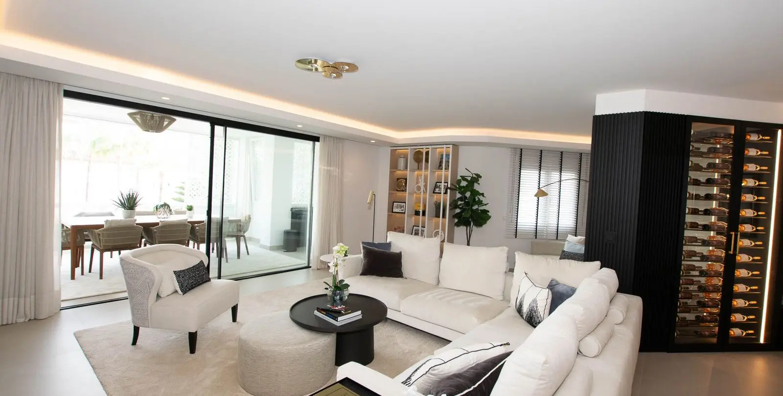 Продажа апартаментов на среднем этаже в Puerto Banús 11
