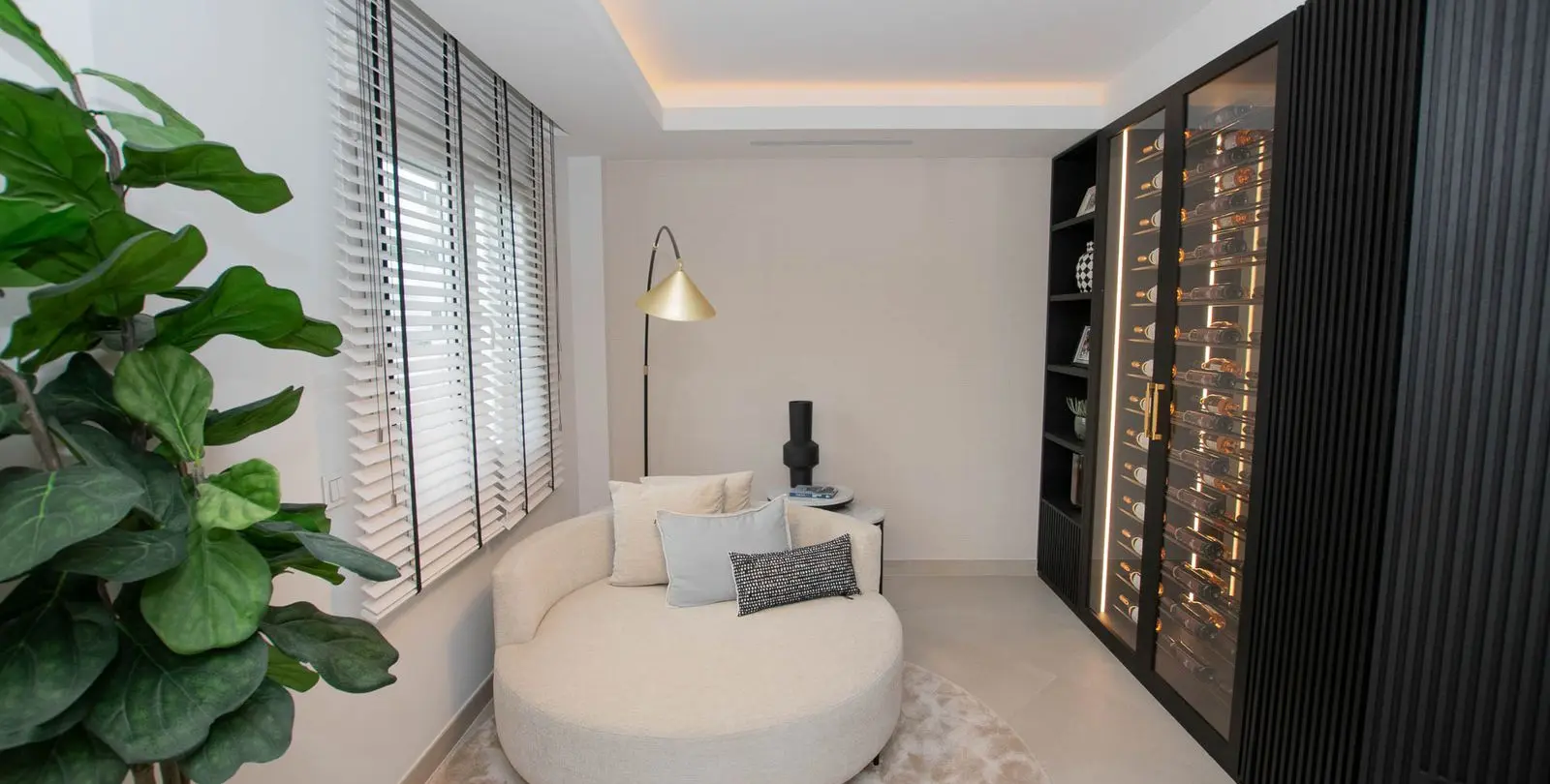 Продажа апартаментов на среднем этаже в Puerto Banús 37