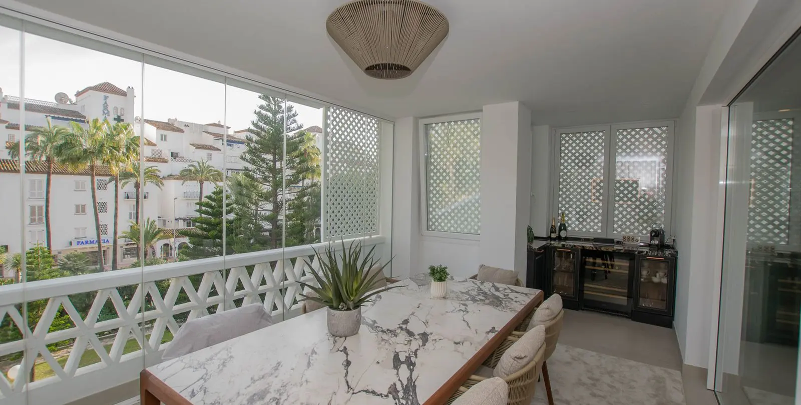 Продажа апартаментов на среднем этаже в Puerto Banús 40