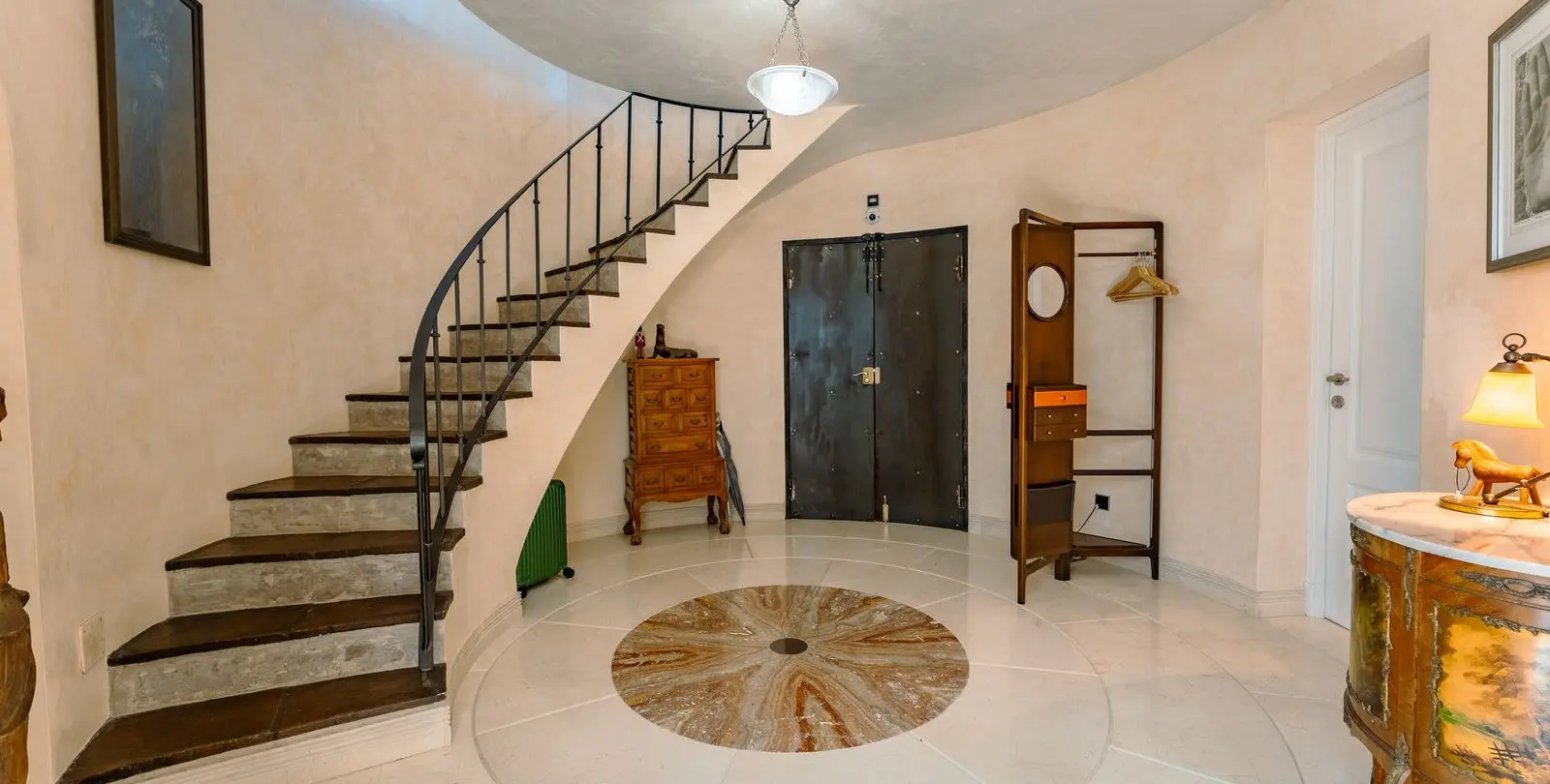 Продажа  отдельно стоящей виллы в San Pedro de Alcántara 33