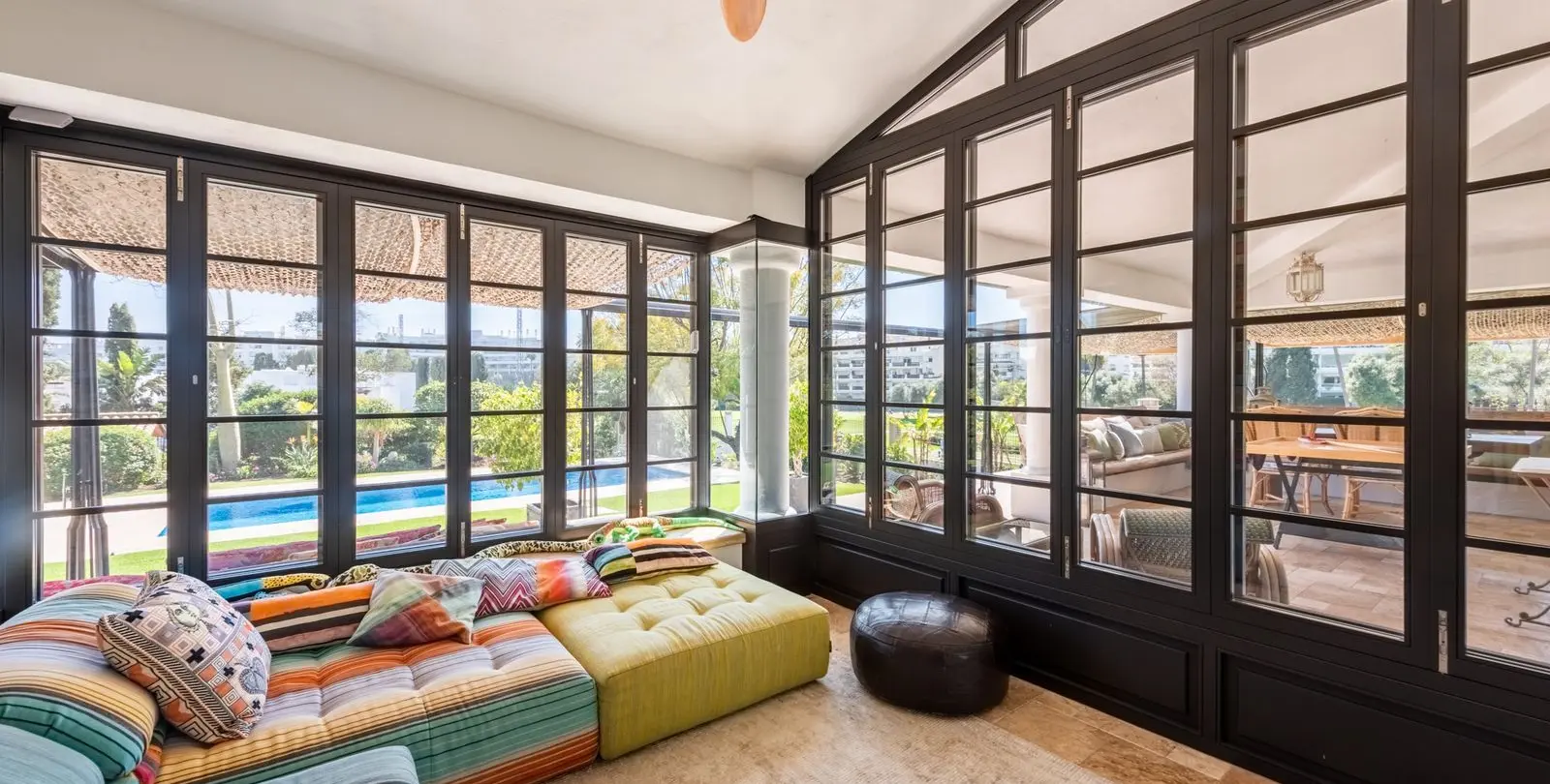 Продажа  отдельно стоящей виллы в San Pedro de Alcántara 36