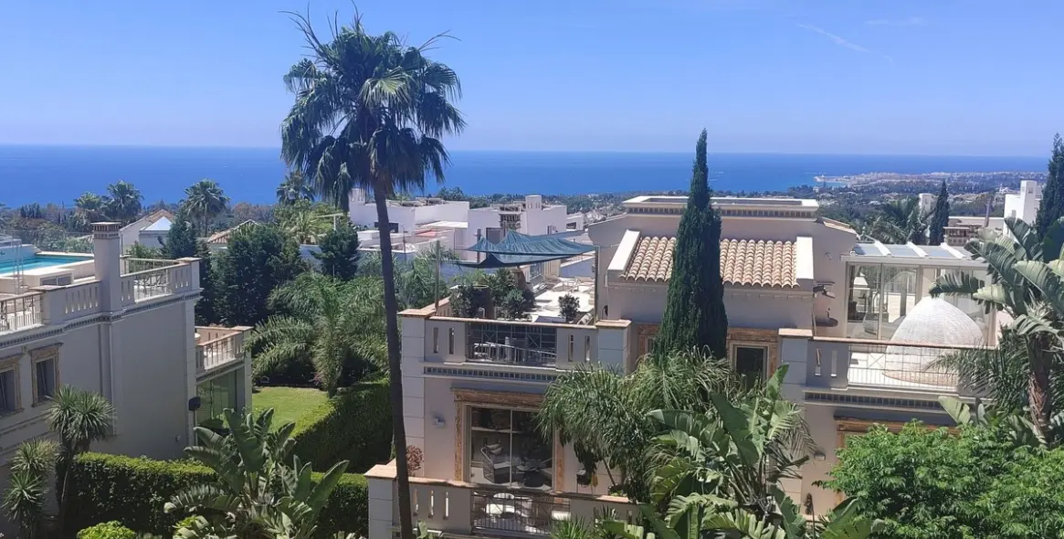 Venta de adosado en Sierra Blanca 46