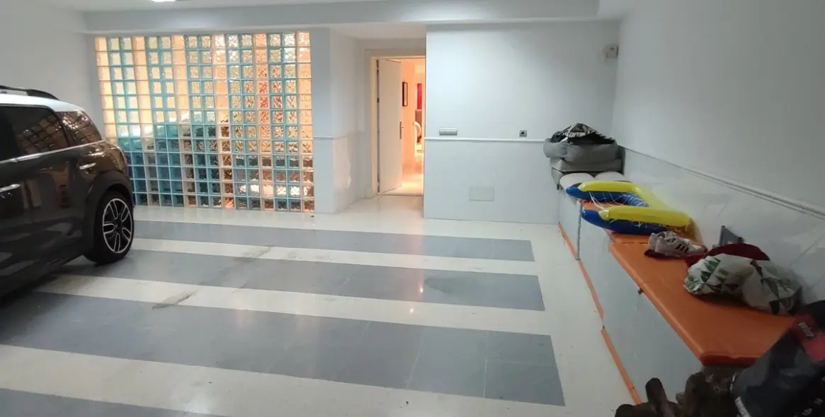 Venta de adosado en Sierra Blanca 90