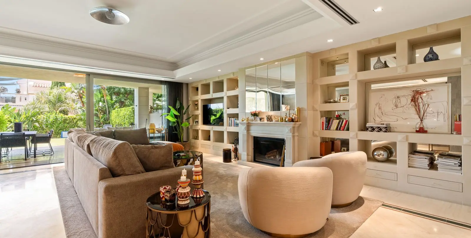 Sale of townhouse in Sierra Blanca 6