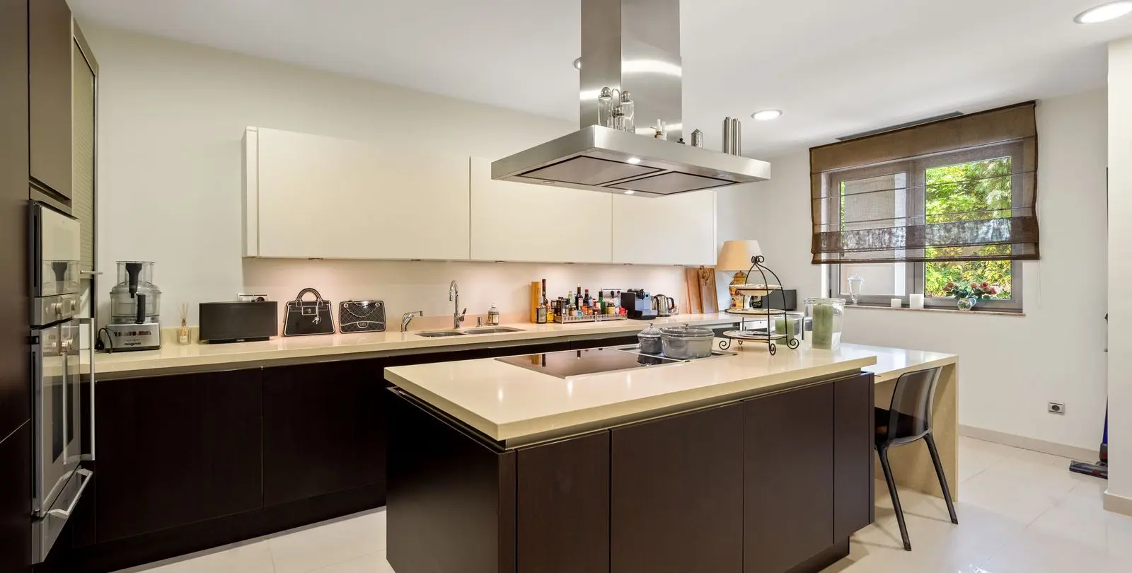 Sale of townhouse in Sierra Blanca 9