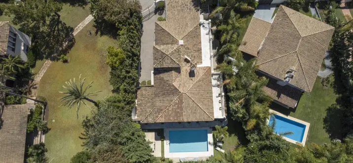 Venta de villa independiente en Los Monteros 1