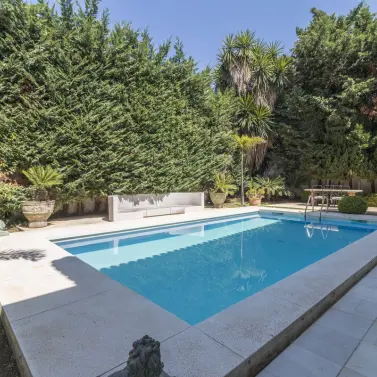 Venta de villa independiente en Los Monteros
