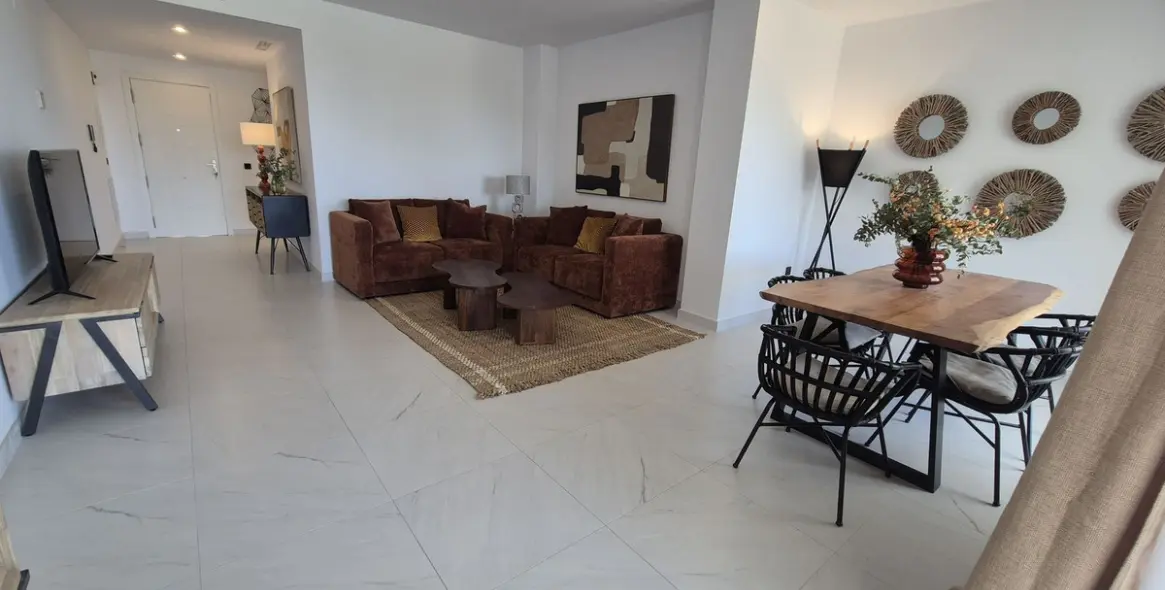 Long-term rent of ground floor apartment in Estepona 2