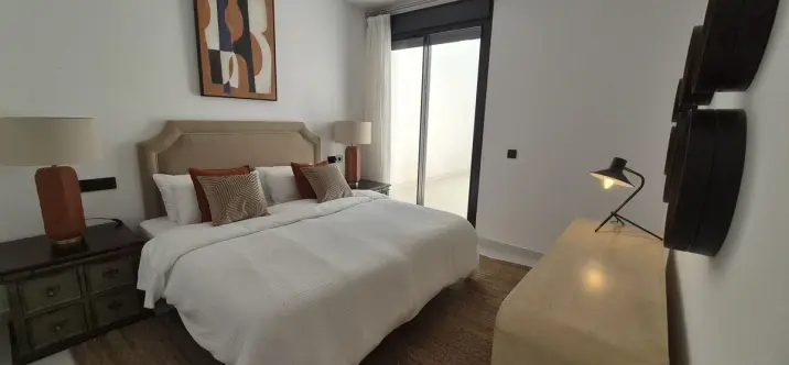 Долгосрочная аренда апартаментов на первом этаже в Estepona 3