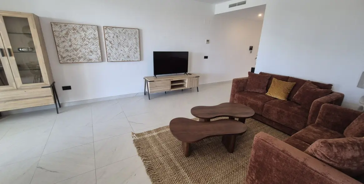 Long-term rent of ground floor apartment in Estepona 6