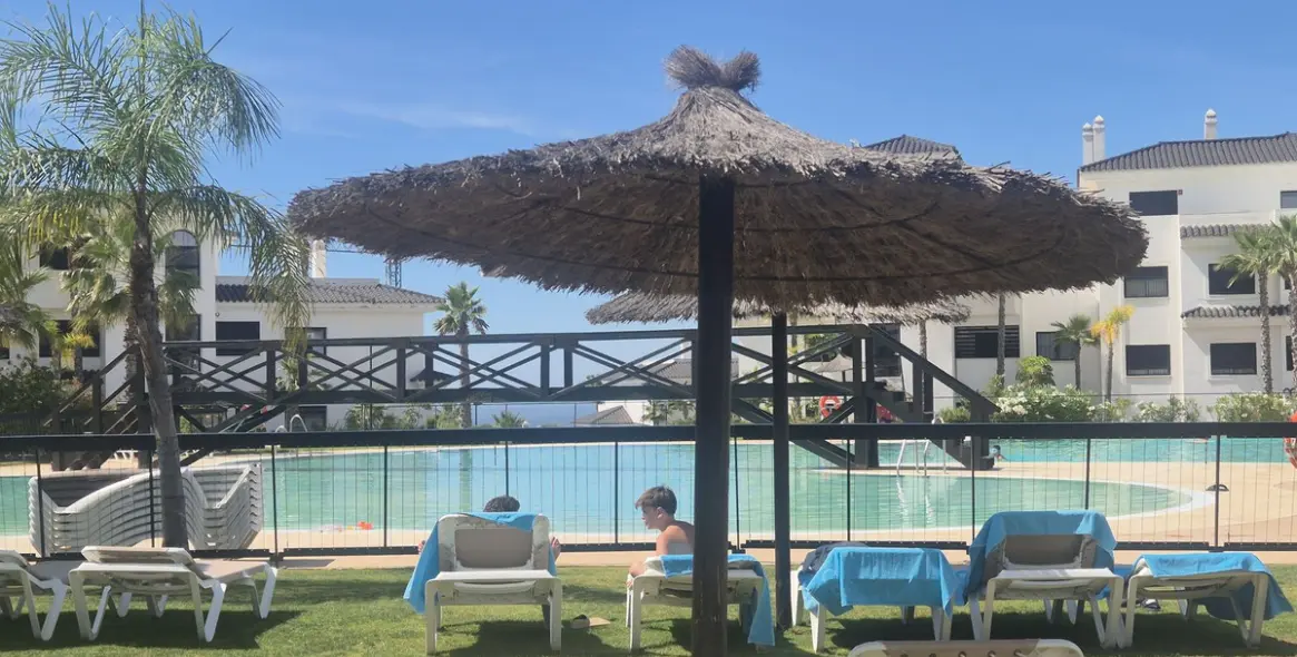 Long-term rent of ground floor apartment in Estepona 14