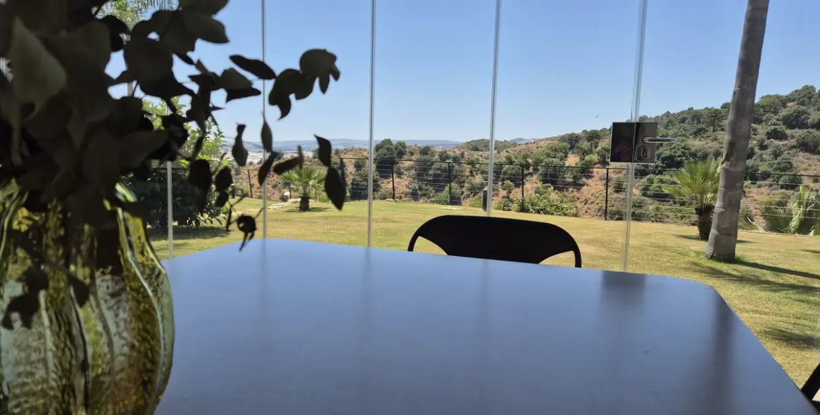 Long-term rent of ground floor apartment in Estepona 50