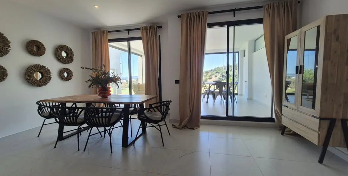 Long-term rent of ground floor apartment in Estepona 111