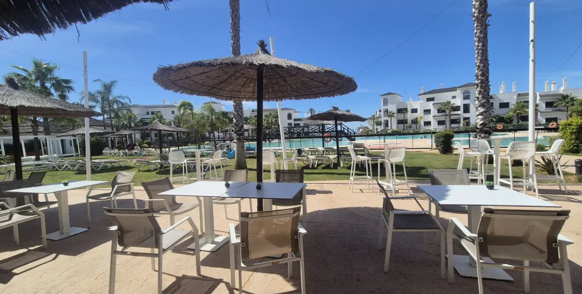 Long-term rent of ground floor apartment in Estepona 120