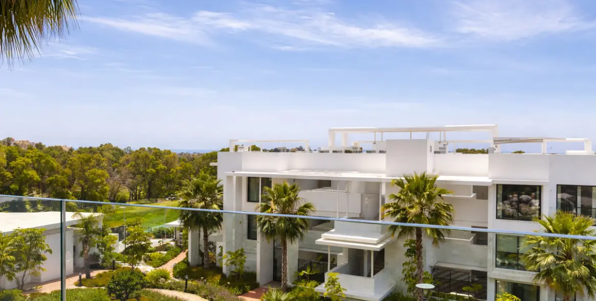 Long-term rent of middle floor apartment in Benahavís 1