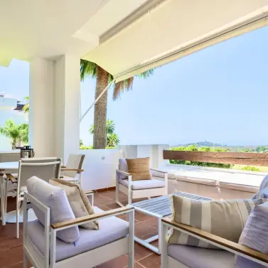 Long-term rent of middle floor apartment in Benahavís