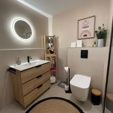 Alquiler a largo plazo de apartamento en planta media en Reserva de Marbella