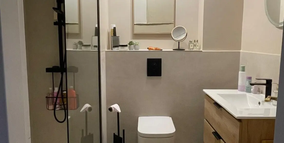 Alquiler a largo plazo de apartamento en planta media en Reserva de Marbella 11