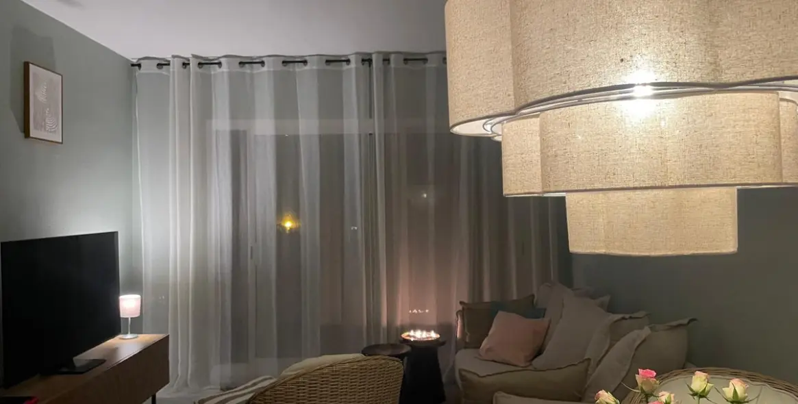 Alquiler a largo plazo de apartamento en planta media en Reserva de Marbella 13