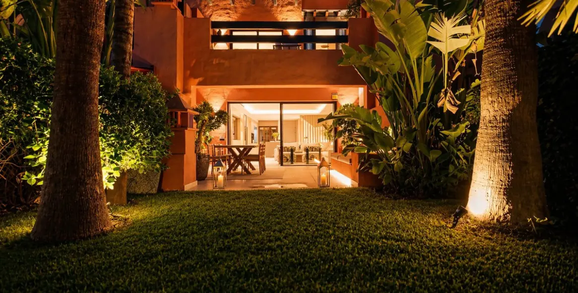 Long-term rent of townhouse in The Golden Mile 9