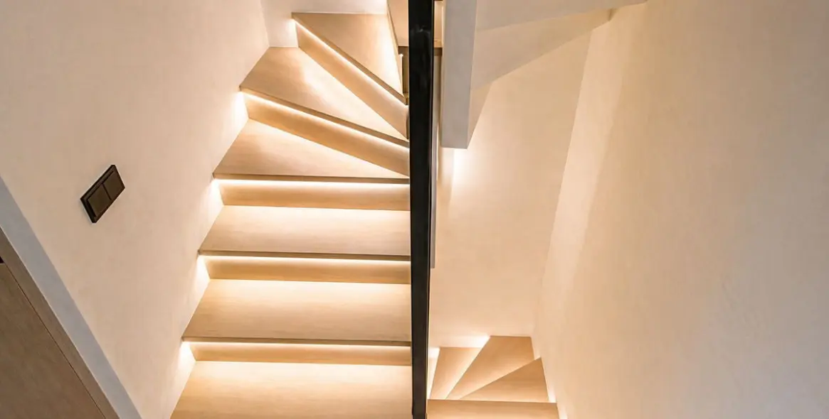 Long-term rent of townhouse in The Golden Mile 16