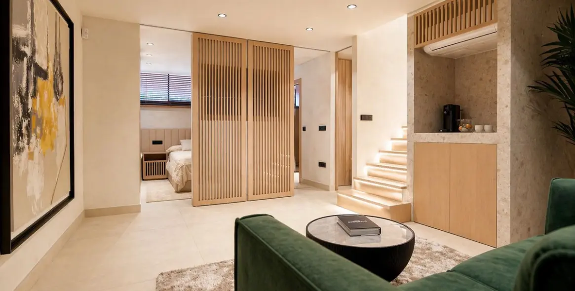 Long-term rent of townhouse in The Golden Mile 22