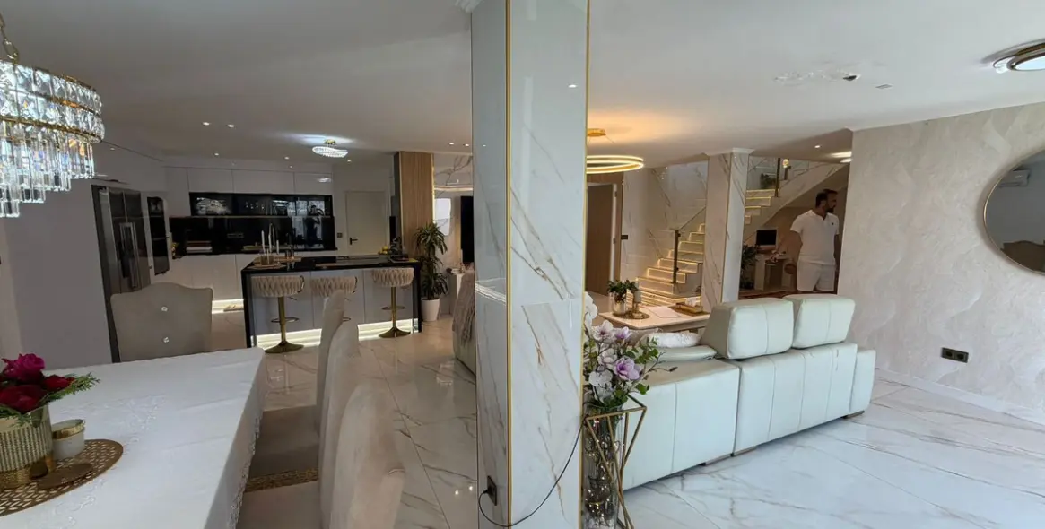 Long-term rent of detached villa in Estepona 2