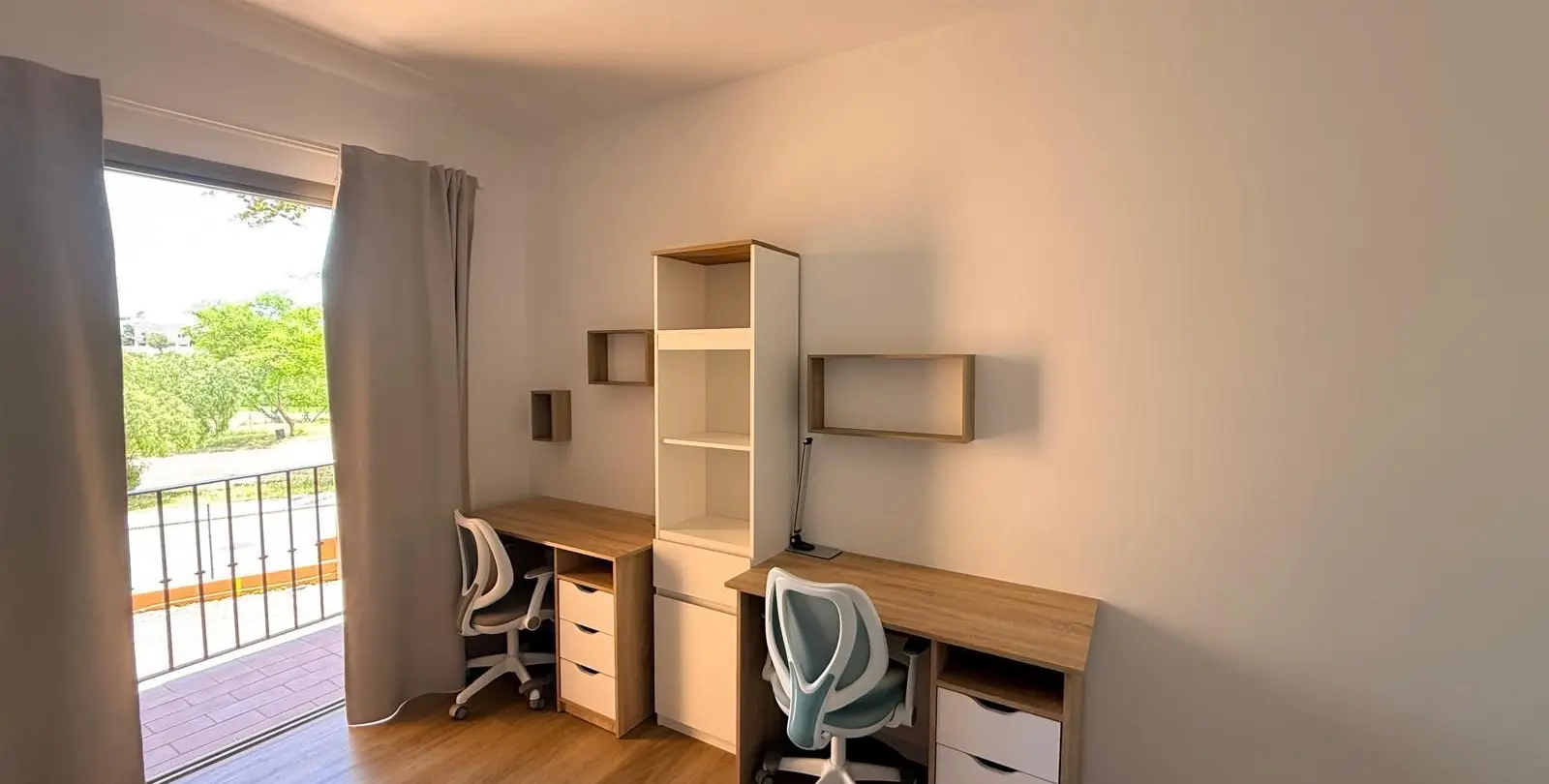 Sale of middle floor apartment in Estepona 19