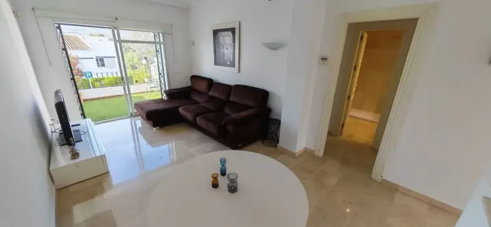Sale of penthouse in Nueva Andalucía 1
