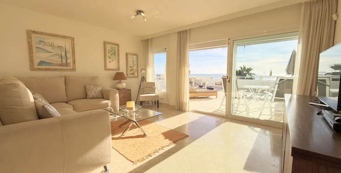 Продажа апартаментов на первом этаже в Estepona 5