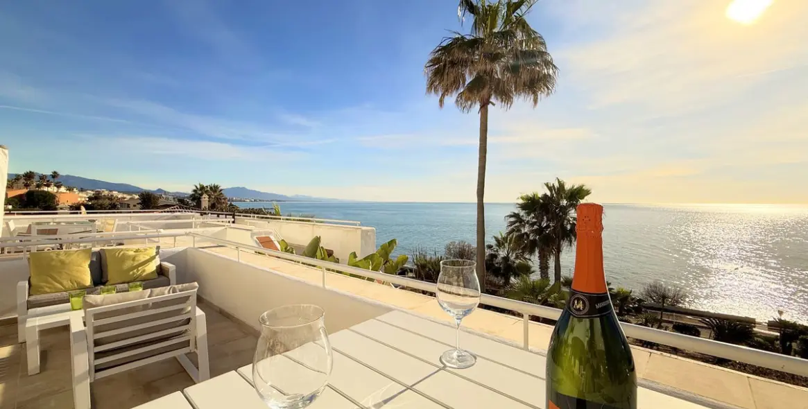 Продажа апартаментов на первом этаже в Estepona 9