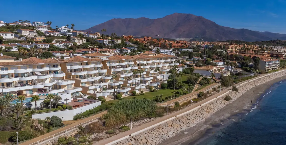 Продажа апартаментов на первом этаже в Estepona 15