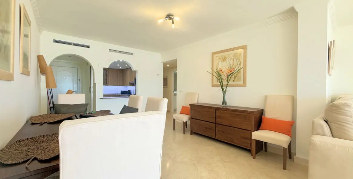 Продажа апартаментов на первом этаже в Estepona 18