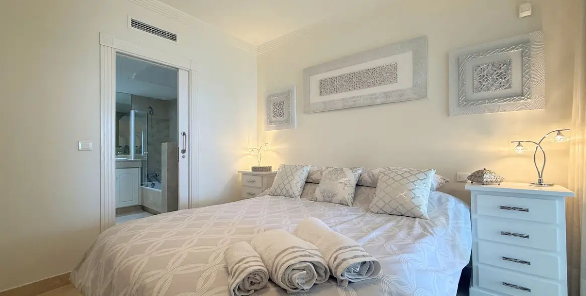 Продажа апартаментов на первом этаже в Estepona 23