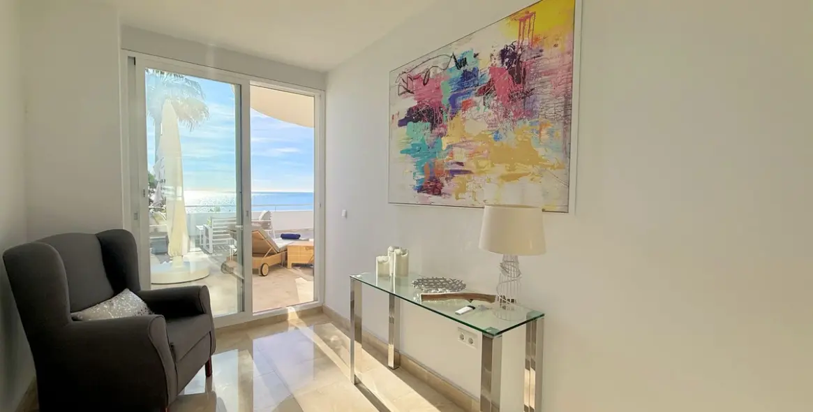 Продажа апартаментов на первом этаже в Estepona 27