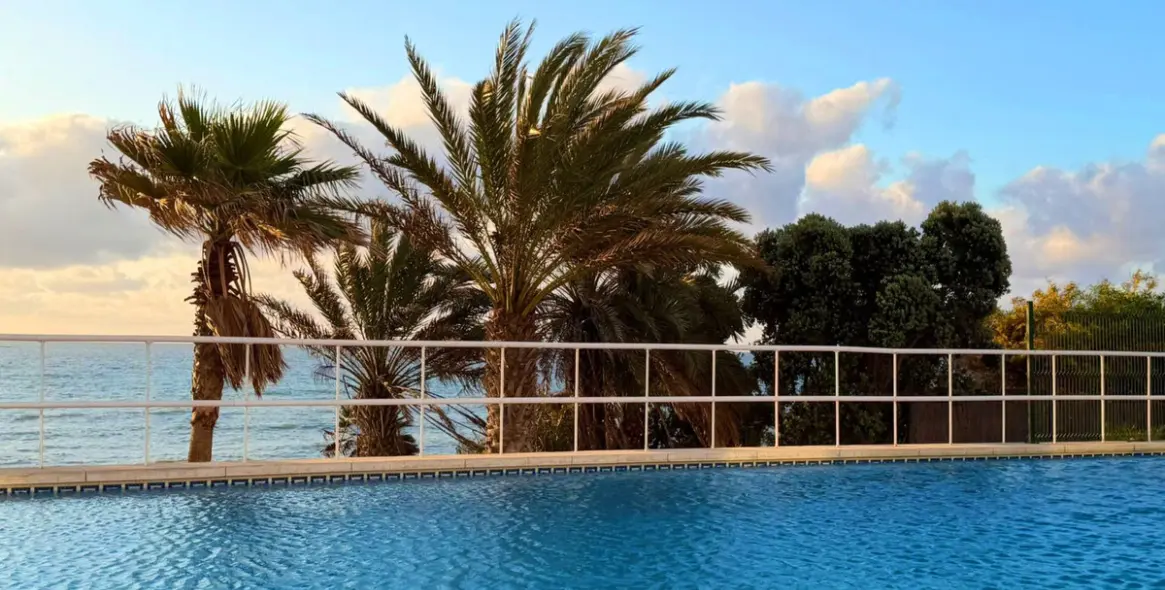 Продажа апартаментов на первом этаже в Estepona 38