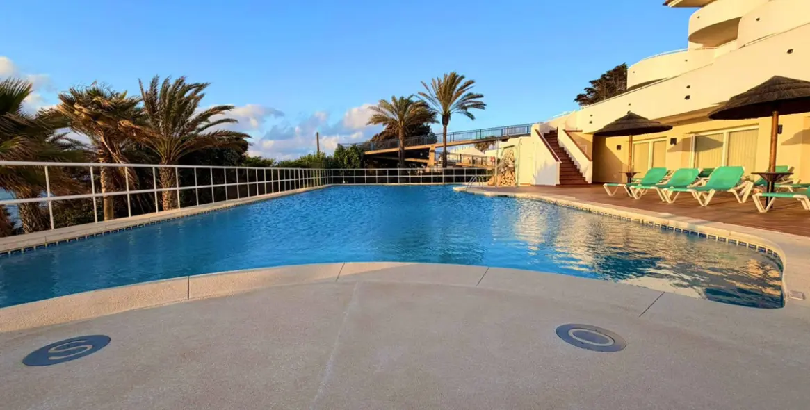 Продажа апартаментов на первом этаже в Estepona 39