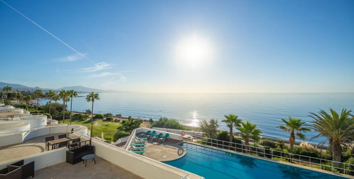 Продажа апартаментов на первом этаже в Estepona 40