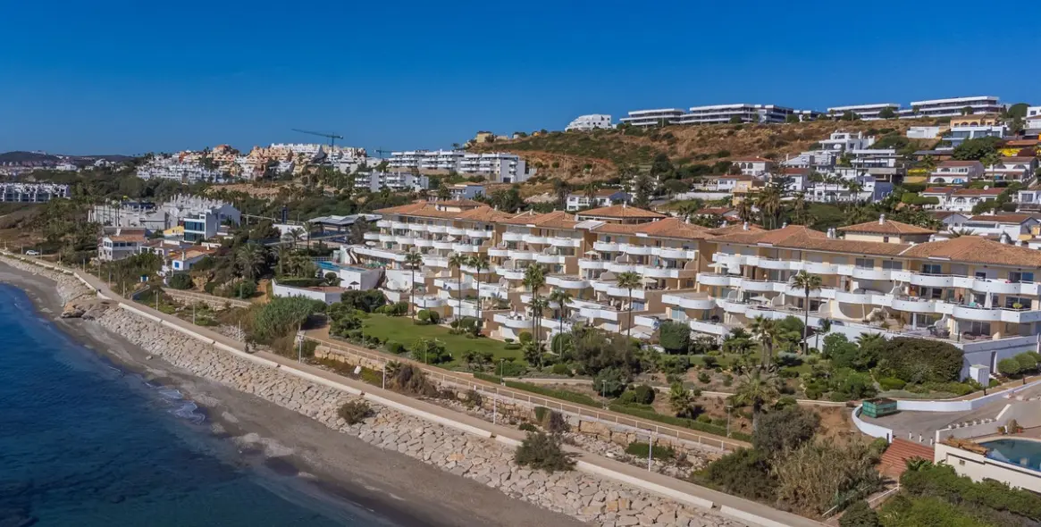 Продажа апартаментов на первом этаже в Estepona 42