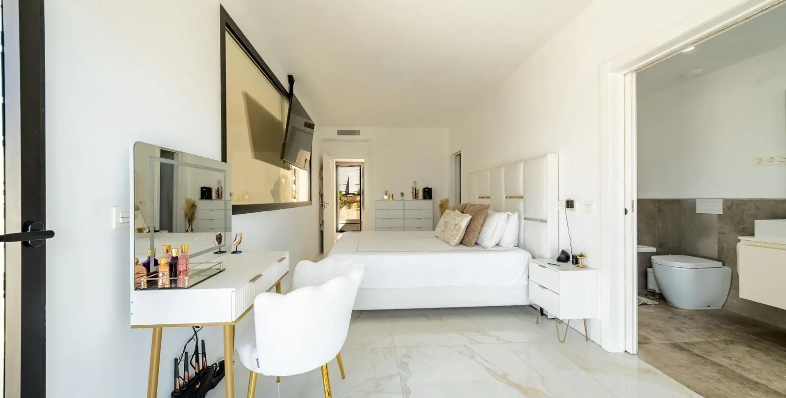 Sale of townhouse in La Cala de Mijas 16