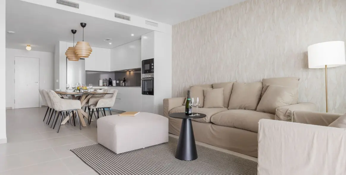 Long-term rent of middle floor apartment in Cancelada 7