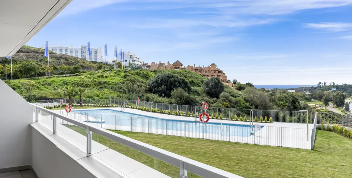 Long-term rent of middle floor apartment in Cancelada 21