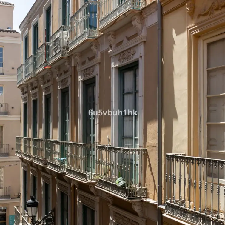 Продажа двухуровневых апартаментов в Málaga
