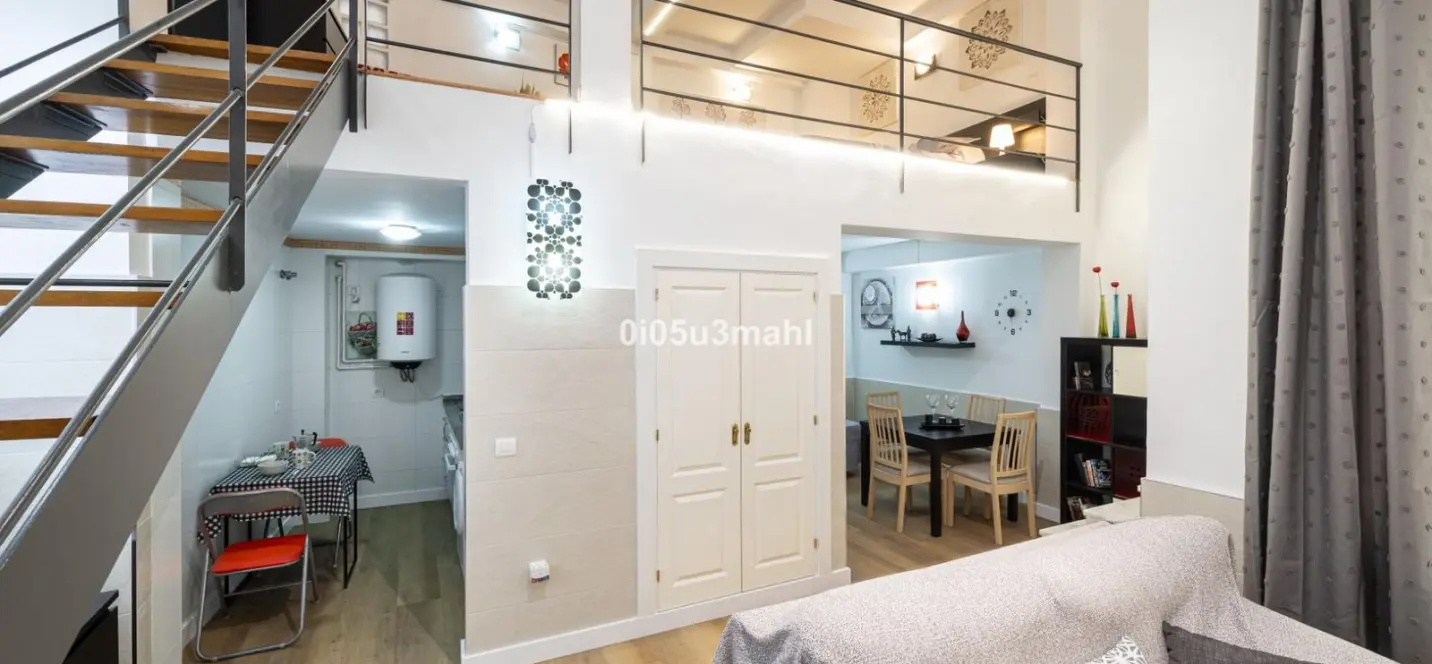Sale of ground floor apartment in Centro Histórico 1