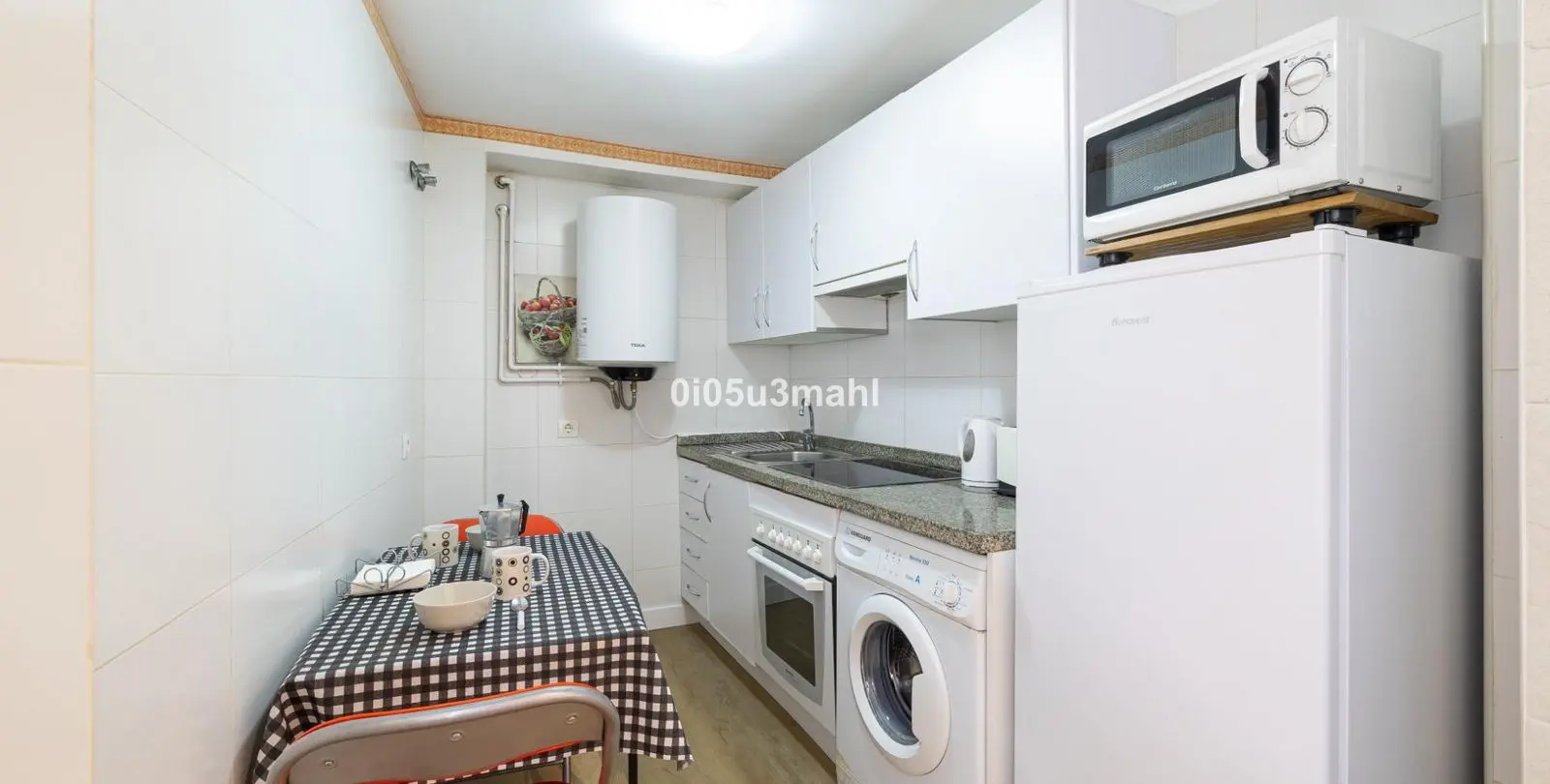 Sale of ground floor apartment in Centro Histórico 11