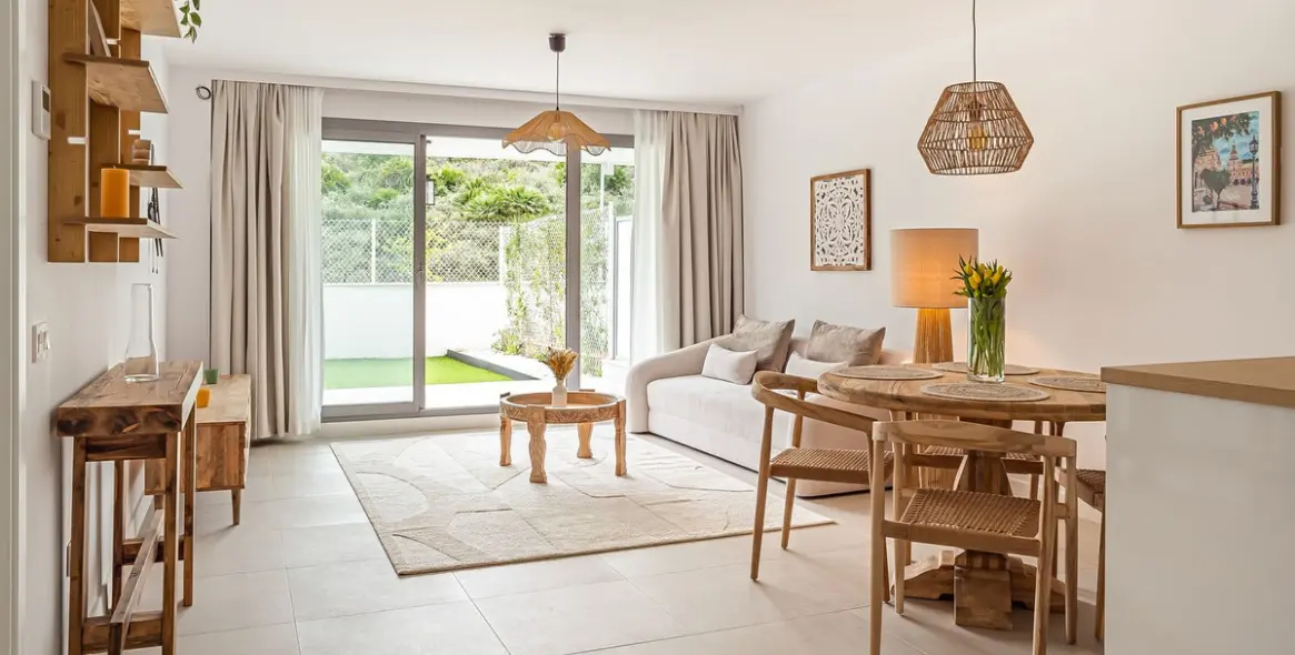 Sale of ground floor apartment in Mijas Costa 10