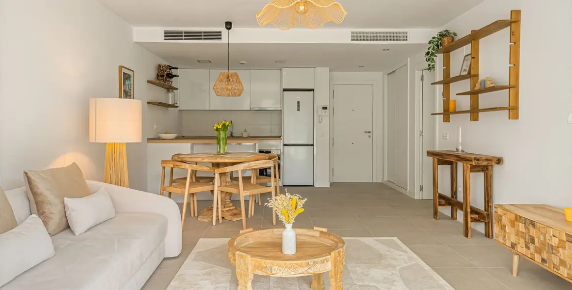 Sale of ground floor apartment in Mijas Costa 12