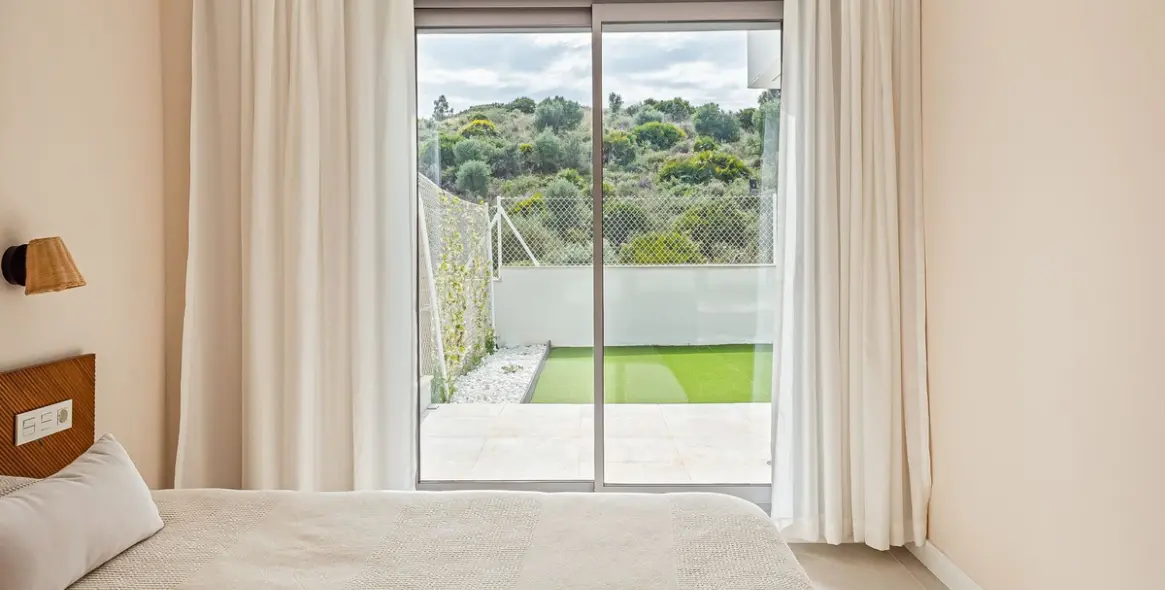 Sale of ground floor apartment in Mijas Costa 31