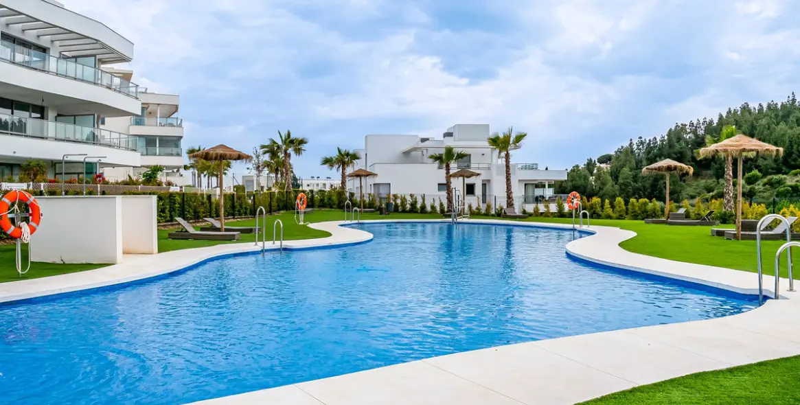 Sale of ground floor apartment in Mijas Costa 51